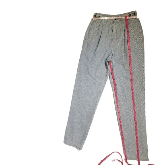 Liz Claiborne. Vintage, Blue and White Pin Stripe Pants. Size 4 - Picture 7 of 8